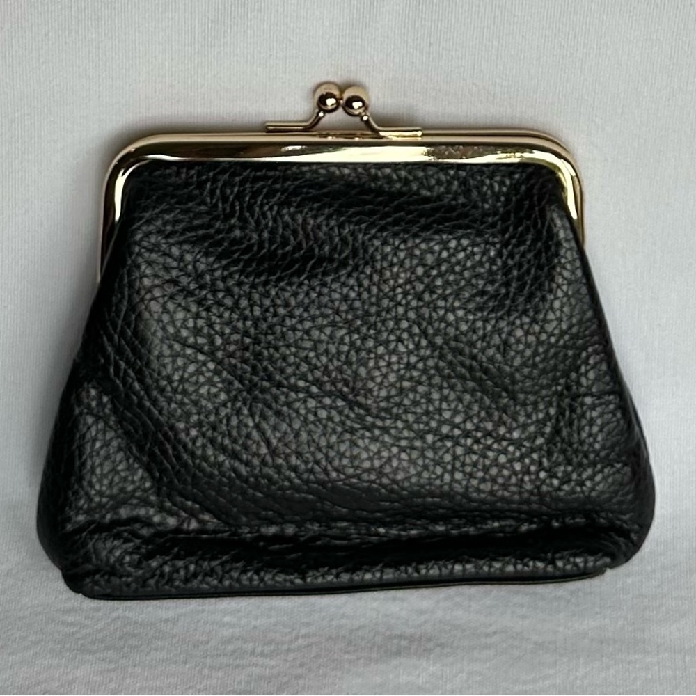 Dooney & Bourke Black Pebble Leather Kiss Lock Coin Purse - Picture 2 of 7